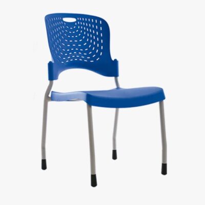 BM 901 F silla de 4 patas en plástico de color